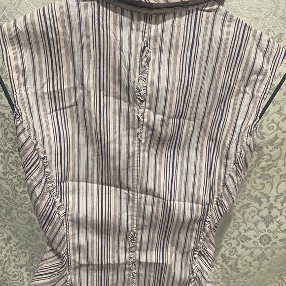 Ladies Parasico Sleeveless Blaouse - Picture 8 of 9